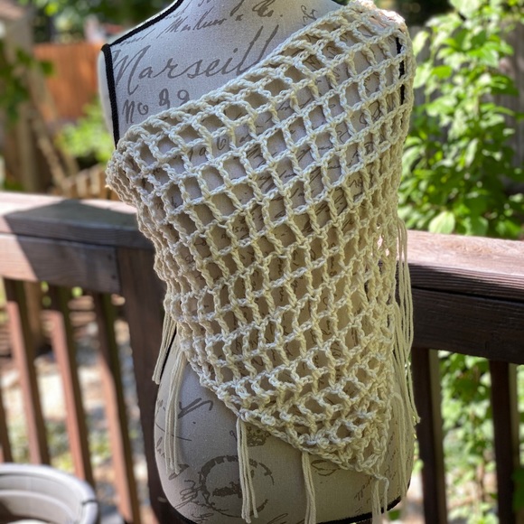 Handmade ivory bohemian scarf - Picture 3 of 5